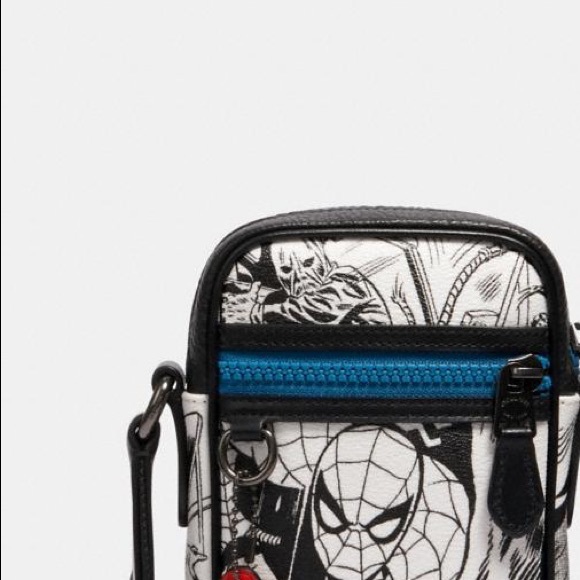 ❗️LAST ONE❗️COACH Spiderman Comic Crossbody MARVEL - Picture 6 of 13